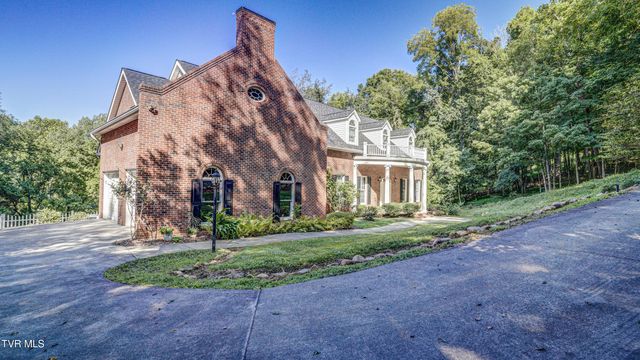 1212 Wahoo Valley Road, Kingsport, TN 37663
