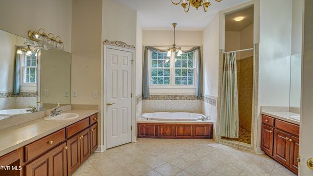 1212 Wahoo Valley Road, Kingsport, TN 37663
