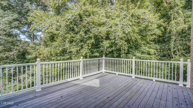 1212 Wahoo Valley Road, Kingsport, TN 37663