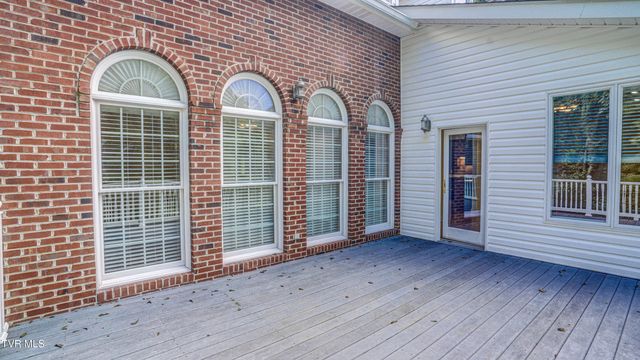 1212 Wahoo Valley Road, Kingsport, TN 37663