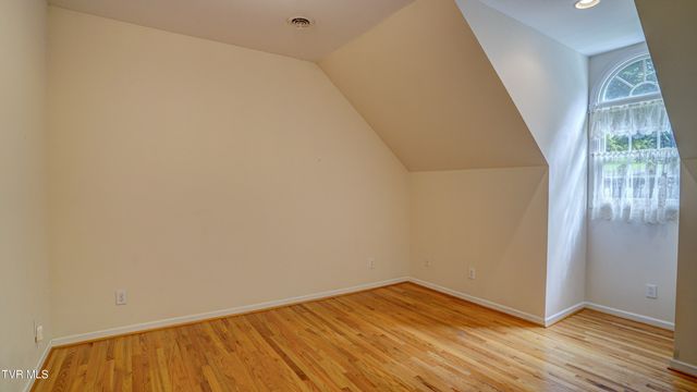 1212 Wahoo Valley Road, Kingsport, TN 37663