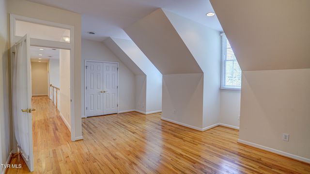 1212 Wahoo Valley Road, Kingsport, TN 37663