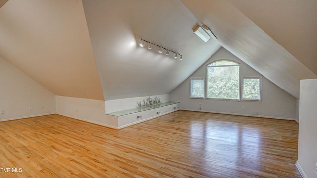 1212 Wahoo Valley Road, Kingsport, TN 37663