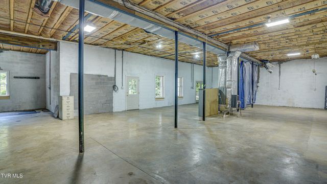 1212 Wahoo Valley Road, Kingsport, TN 37663