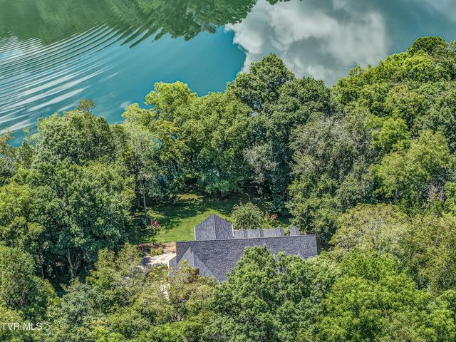 1212 Wahoo Valley Road, Kingsport, TN 37663