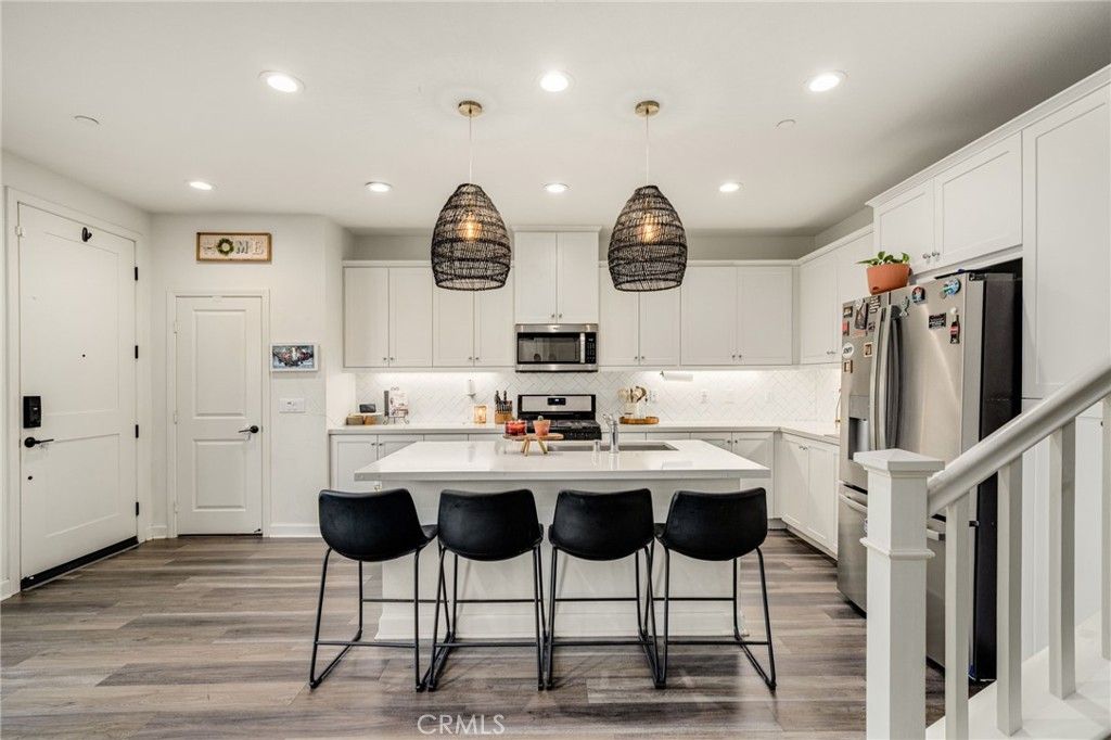 3880 S Oasis Paseo 21, Ontario, CA 91761 — exterior