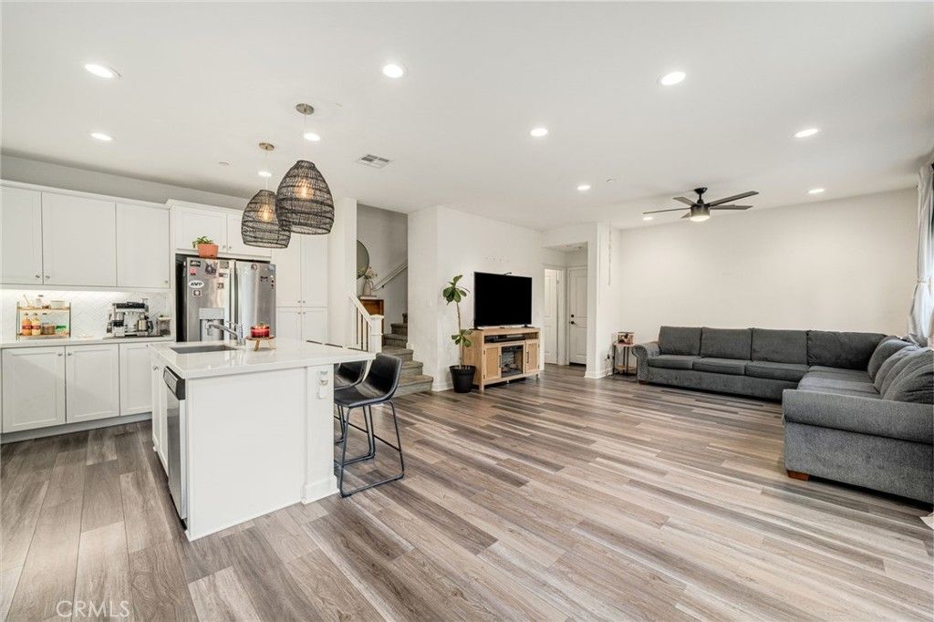 3880 S Oasis Paseo 21, Ontario, CA 91761 — photo 5
