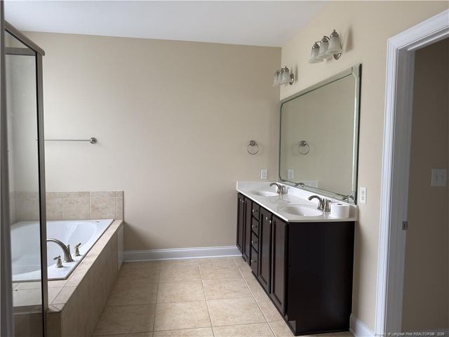 4015 Summerberry Drive, Fayetteville, NC 28306
