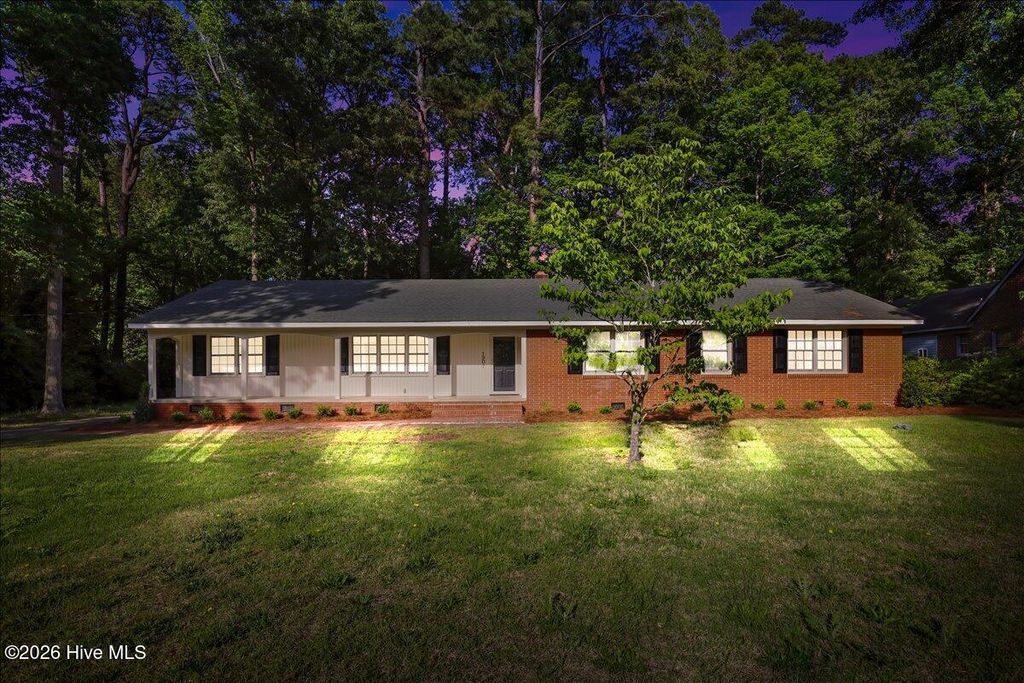 1907 Sedgefield Drive, Kinston, NC 28504