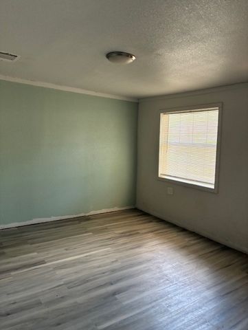 120 Pierce Drive, Mabank, TX 75156
