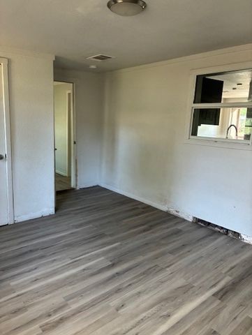 120 Pierce Drive, Mabank, TX 75156