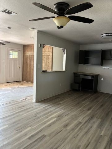 120 Pierce Drive, Mabank, TX 75156