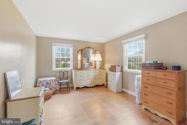 329 DEVONSHIRE RD, Devon, PA 19333