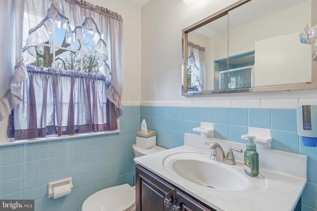 329 DEVONSHIRE RD, Devon, PA 19333