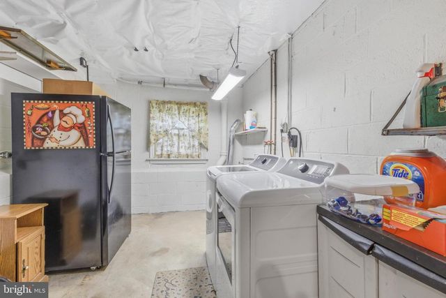 329 DEVONSHIRE RD, Devon, PA 19333