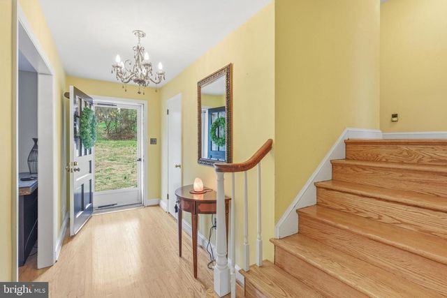 329 DEVONSHIRE RD, Devon, PA 19333