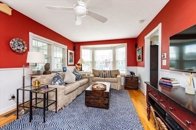 689 Nantasket Ave August, Hull, MA 02045