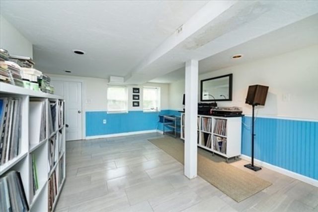689 Nantasket Ave August, Hull, MA 02045