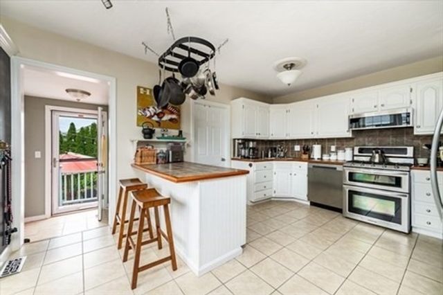 689 Nantasket Ave August, Hull, MA 02045