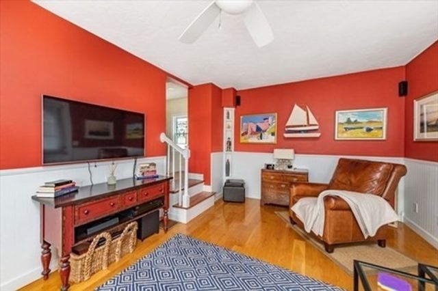 689 Nantasket Ave August, Hull, MA 02045