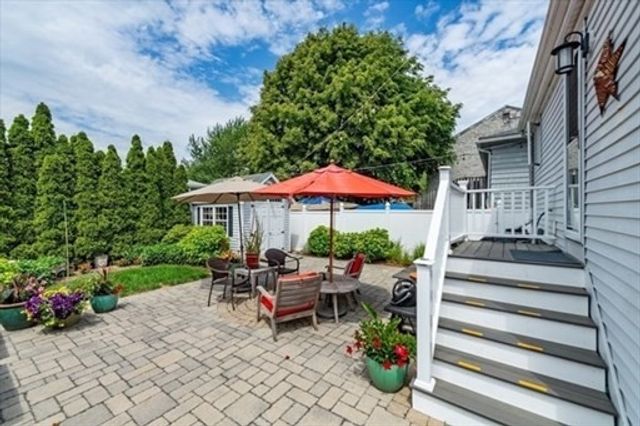 689 Nantasket Ave August, Hull, MA 02045