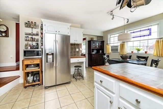 689 Nantasket Ave August, Hull, MA 02045