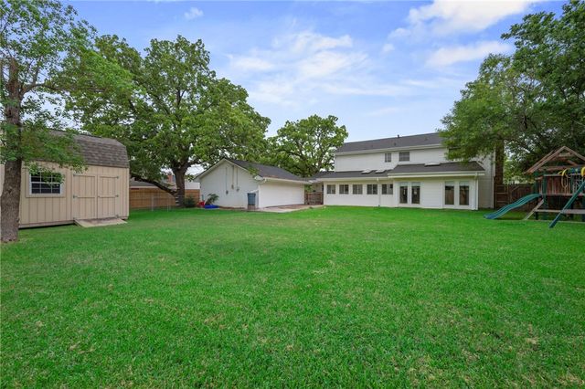 3807 Oak Ridge Drive, Bryan, TX 77802
