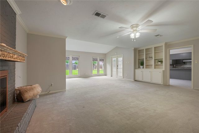 3807 Oak Ridge Drive, Bryan, TX 77802