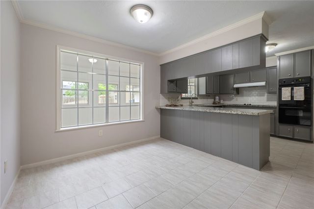 3807 Oak Ridge Drive, Bryan, TX 77802