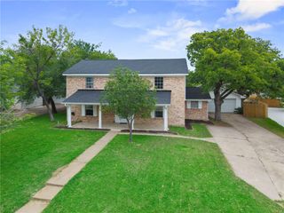 3807 Oak Ridge Drive, Bryan, TX 77802
