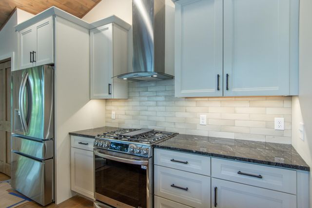 16296 Tower Drive, Brainerd, MN 56401