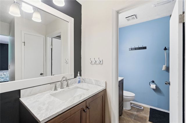 703 Bay Brooke Court, Vandalia, OH 45377