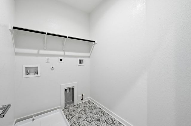 513 Burlington DR B, Buda, TX 78610