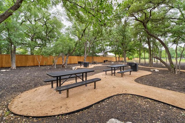 513 Burlington DR B, Buda, TX 78610
