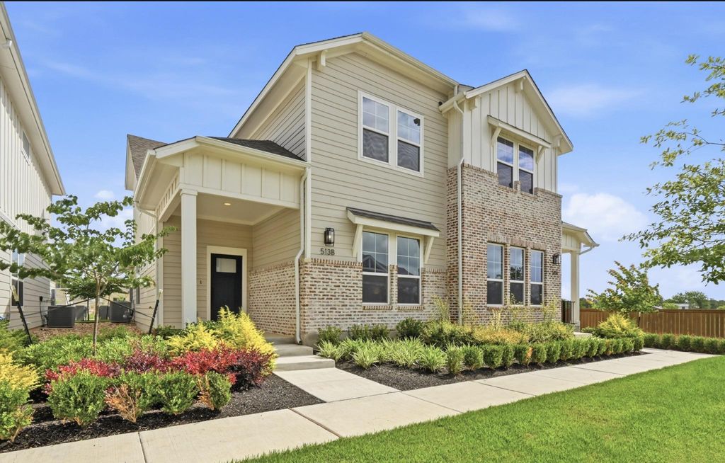 513 Burlington DR B, Buda, TX 78610