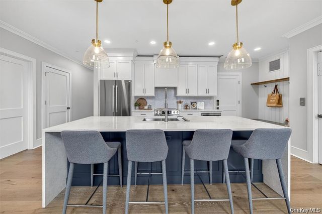 1840 Soundview Court, Yorktown Heights, NY 10598