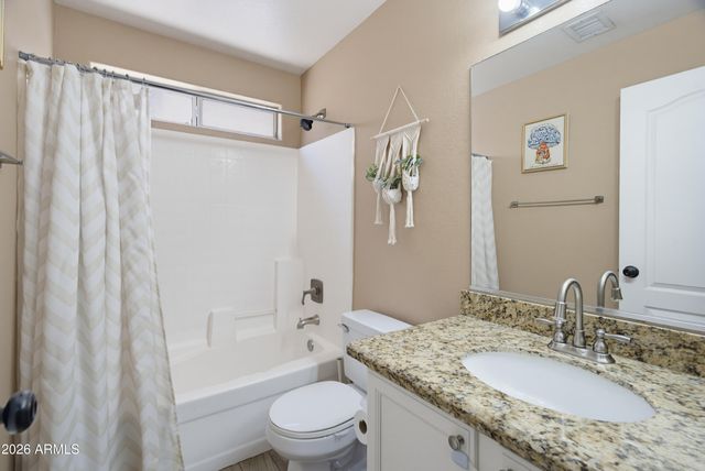 1351 E LIBBY Street, Phoenix, AZ 85022