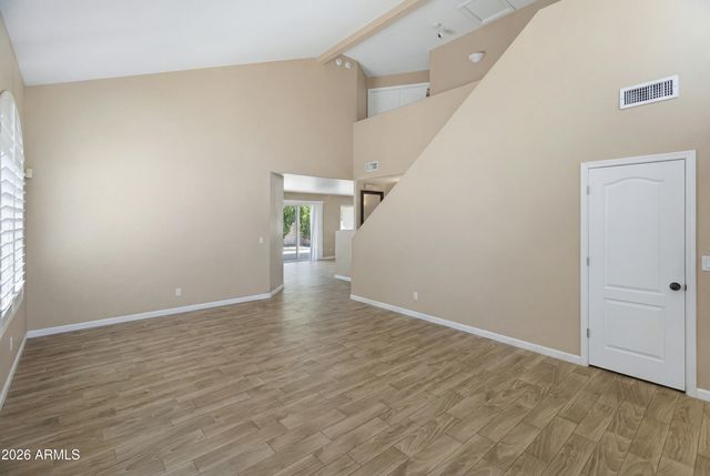 1351 E LIBBY Street, Phoenix, AZ 85022
