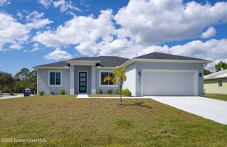 1032 Welco Street SE, Palm Bay, FL 32909