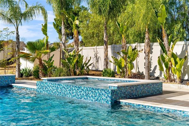 30381 Canyon Point Circle, Menifee, CA 92584