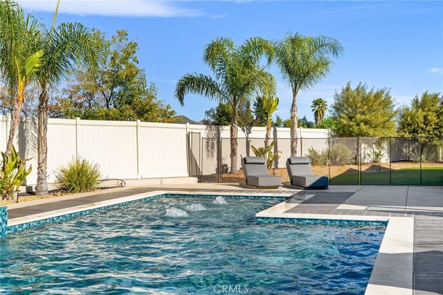 30381 Canyon Point Circle, Menifee, CA 92584