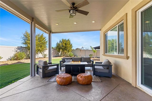 30381 Canyon Point Circle, Menifee, CA 92584