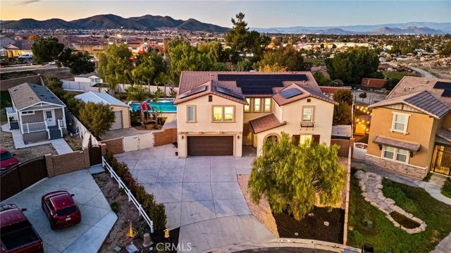 30381 Canyon Point Circle, Menifee, CA 92584