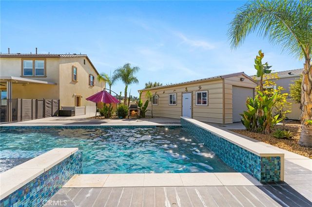 30381 Canyon Point Circle, Menifee, CA 92584