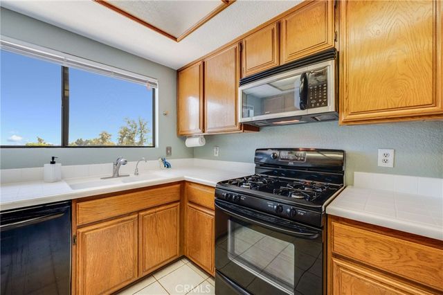 836 Trinity, Claremont, CA 91711