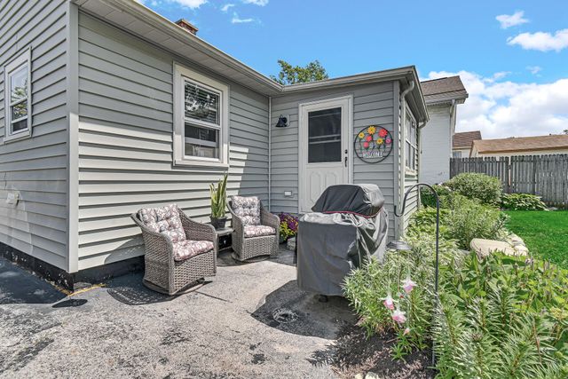 17936 Hickory Street, Lansing, IL 60438