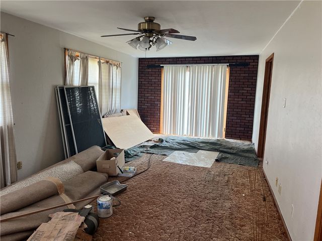 2331 Clark Tower Road, Winterset, IA 50273