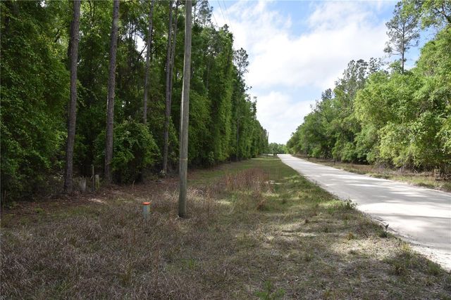 1859 NE 46TH CIRCLE, High Springs, FL 32643