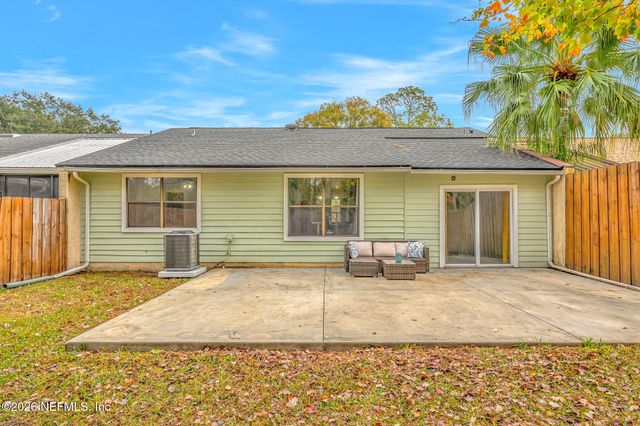 3327 CATAMARAN Way, Jacksonville, FL 32223