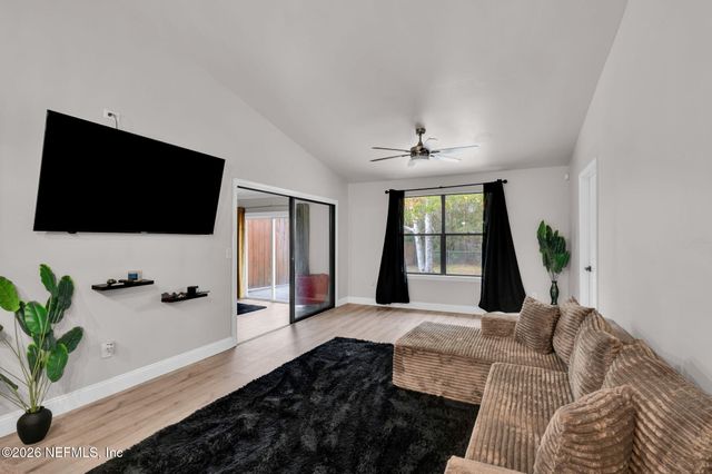 3327 CATAMARAN Way, Jacksonville, FL 32223